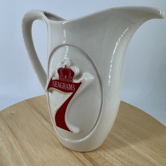 Seagrams 7 Crown Whiskey Ceramic Bar Pitcher 7" Tall VTG Barware Pub Bar - Picture 8 of 14